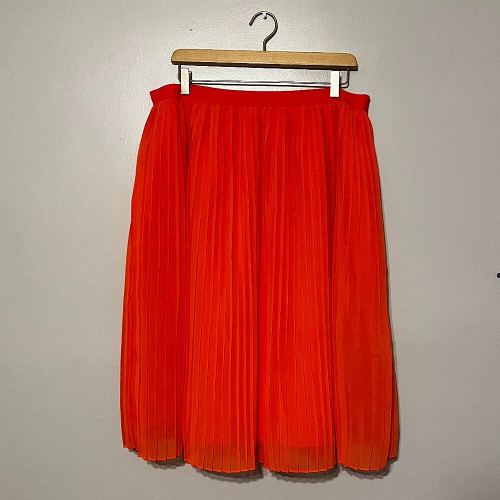A New Day | Coral Midi Pleated Skirt